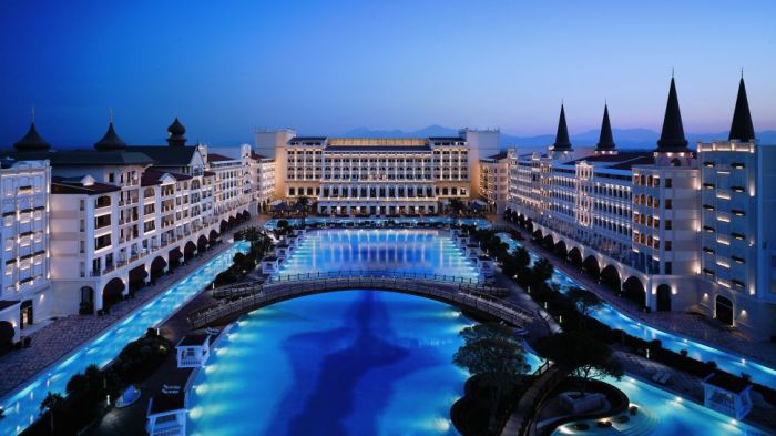 Top 10 Luxury Hotels You Must Experience This Year